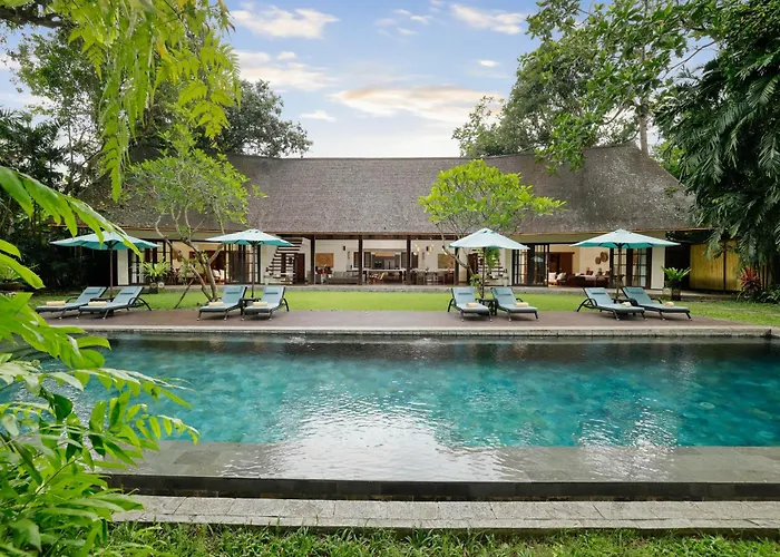 Villa Tirtadari By Nakula Kerobokan 